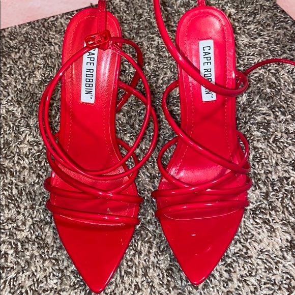 COPY - Beautiful red heel! - Picture 2 of 4